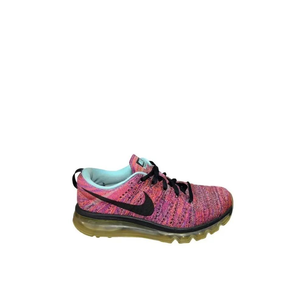 Nike Multicolor Flyknit Running Shoe with Black Swoosh size 8